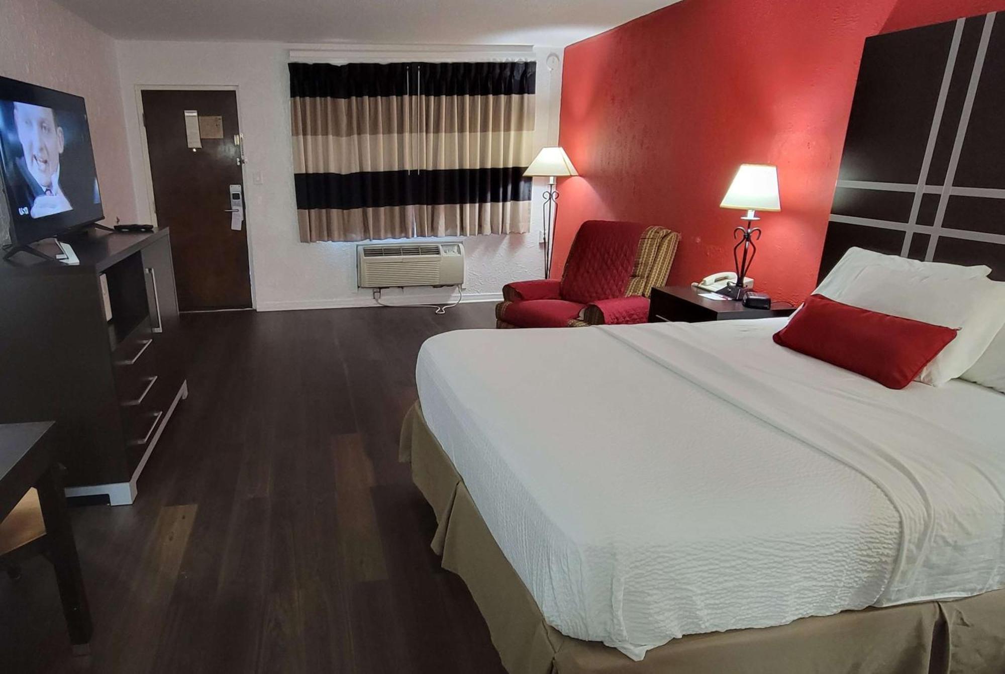 Ramada By Wyndham Mountain Home Exteriér fotografie
