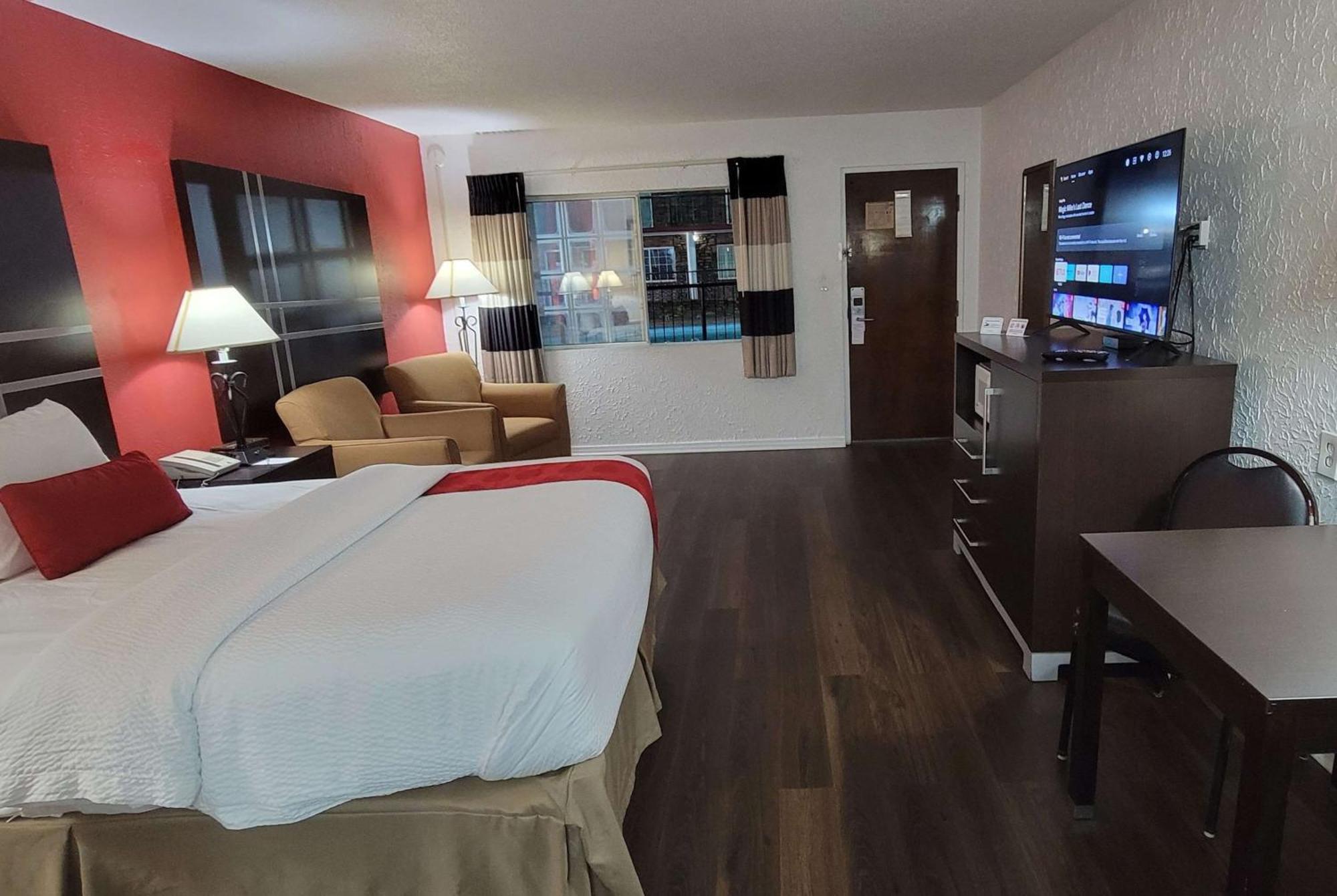 Ramada By Wyndham Mountain Home Exteriér fotografie