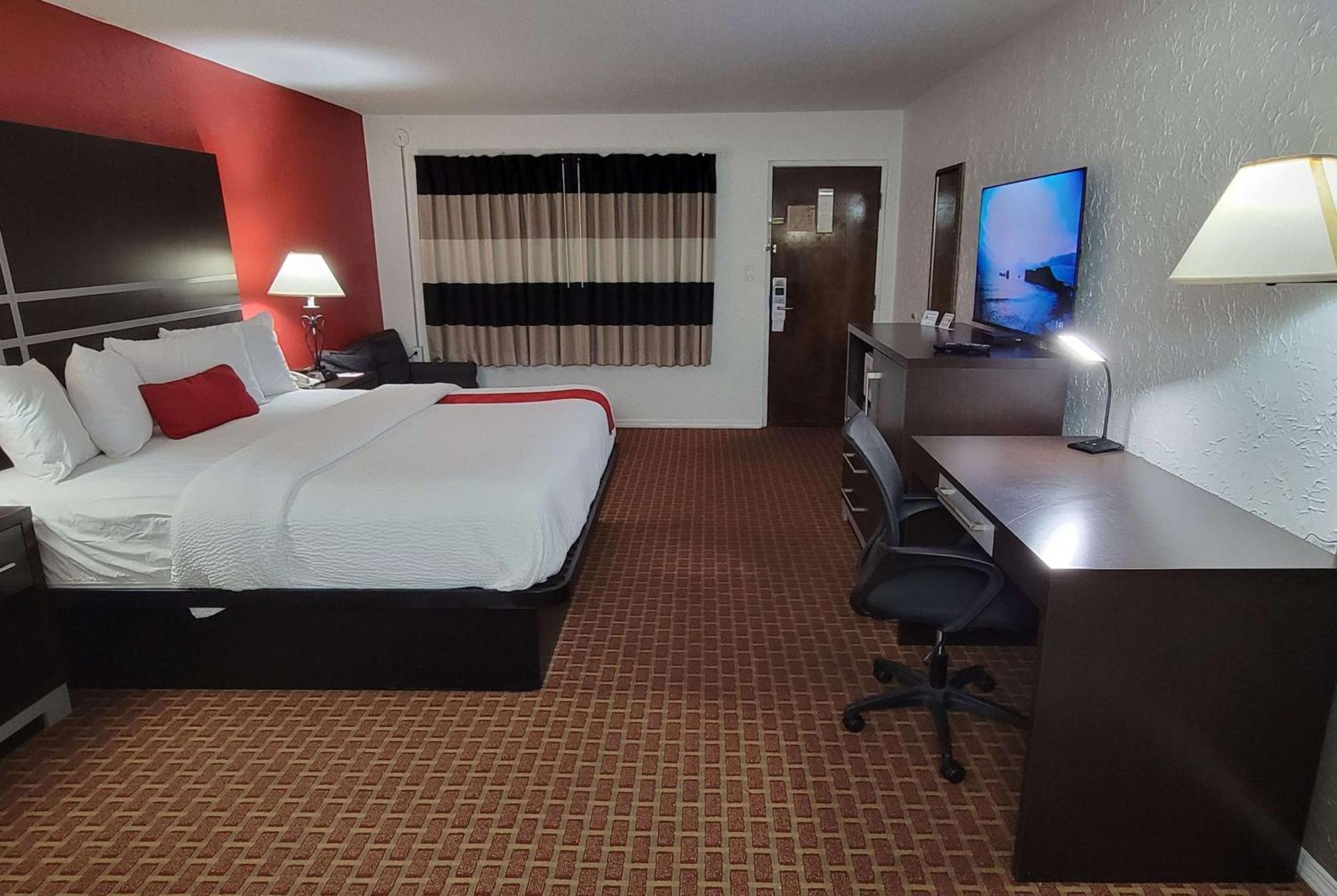 Ramada By Wyndham Mountain Home Exteriér fotografie