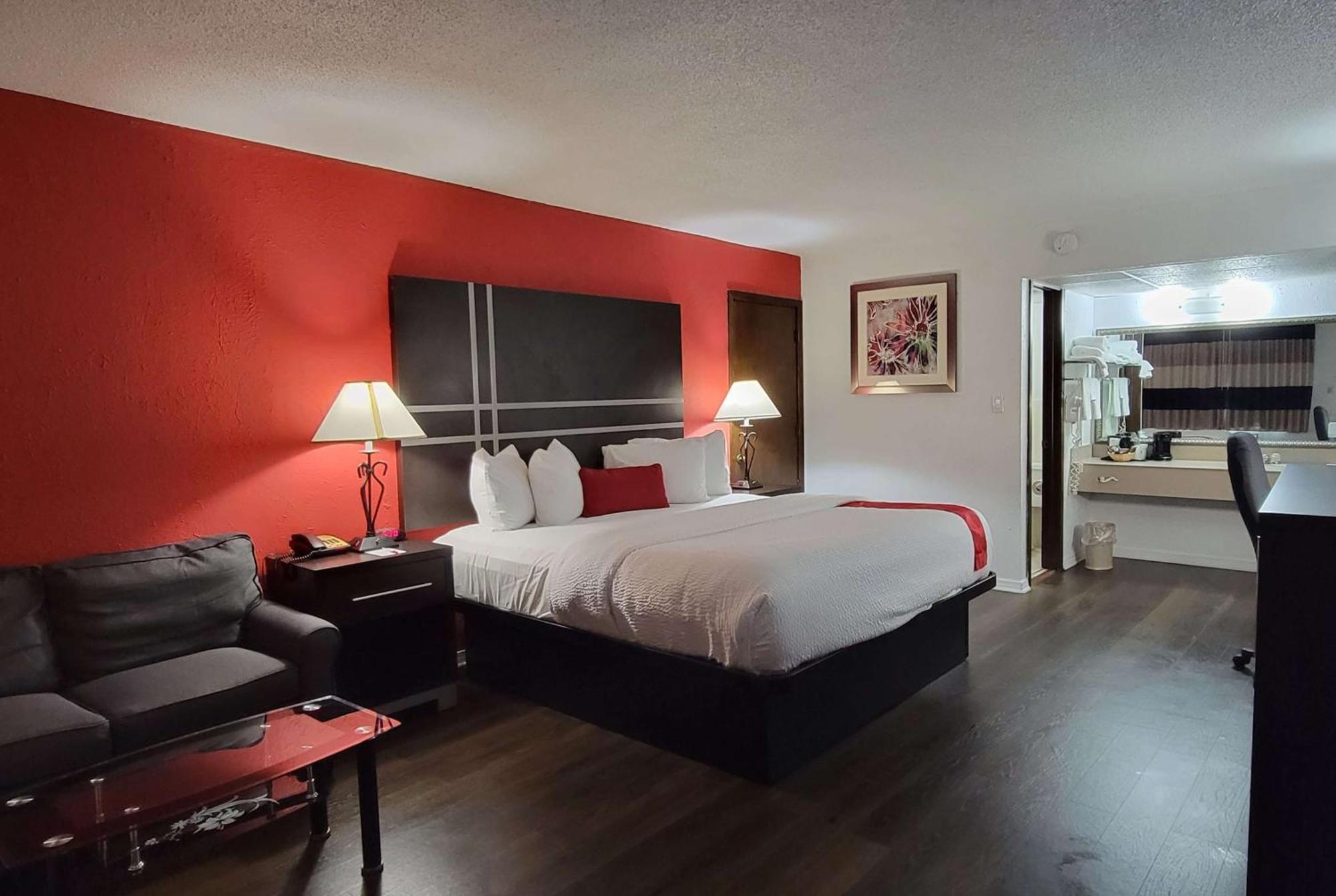 Ramada By Wyndham Mountain Home Exteriér fotografie
