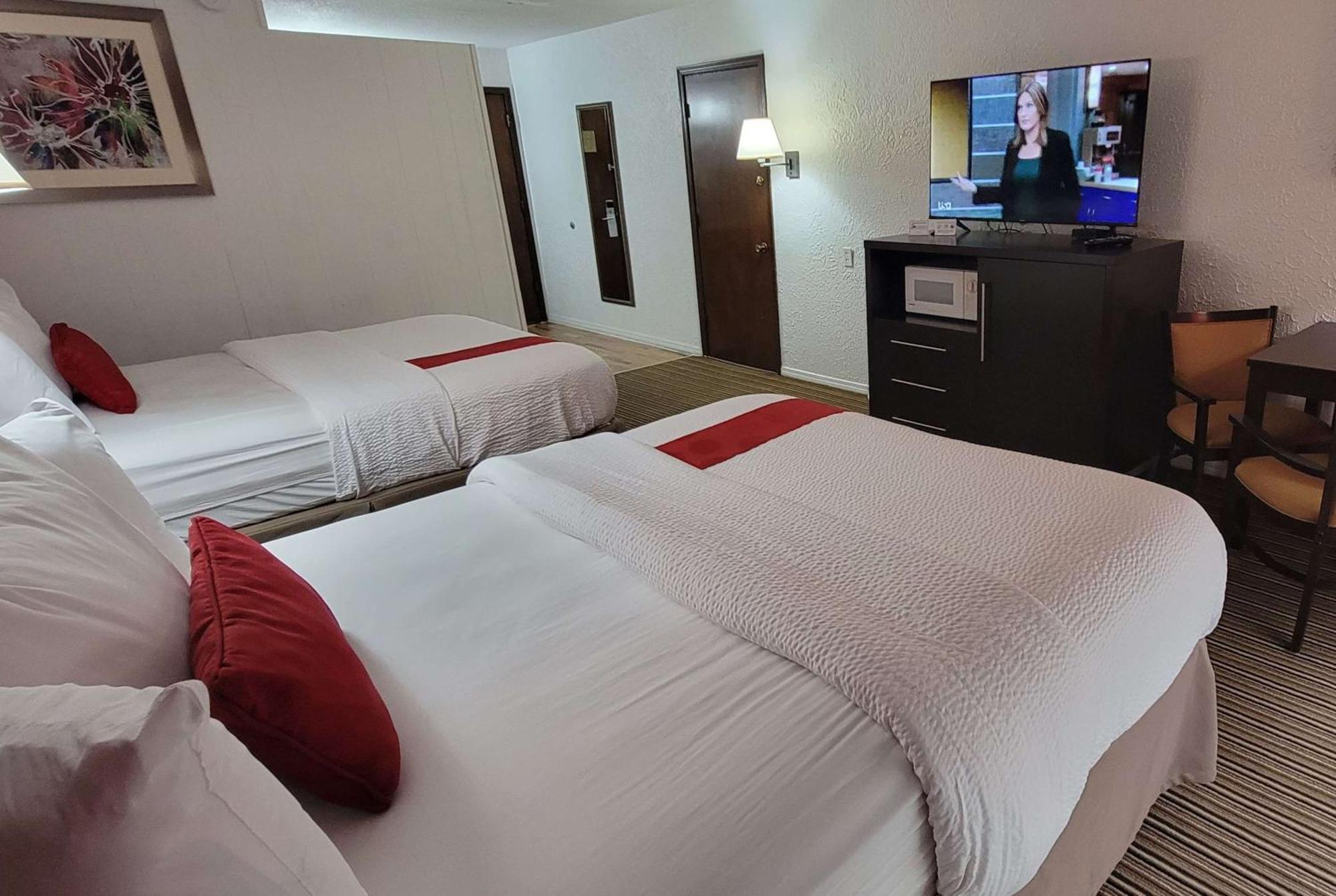 Ramada By Wyndham Mountain Home Exteriér fotografie