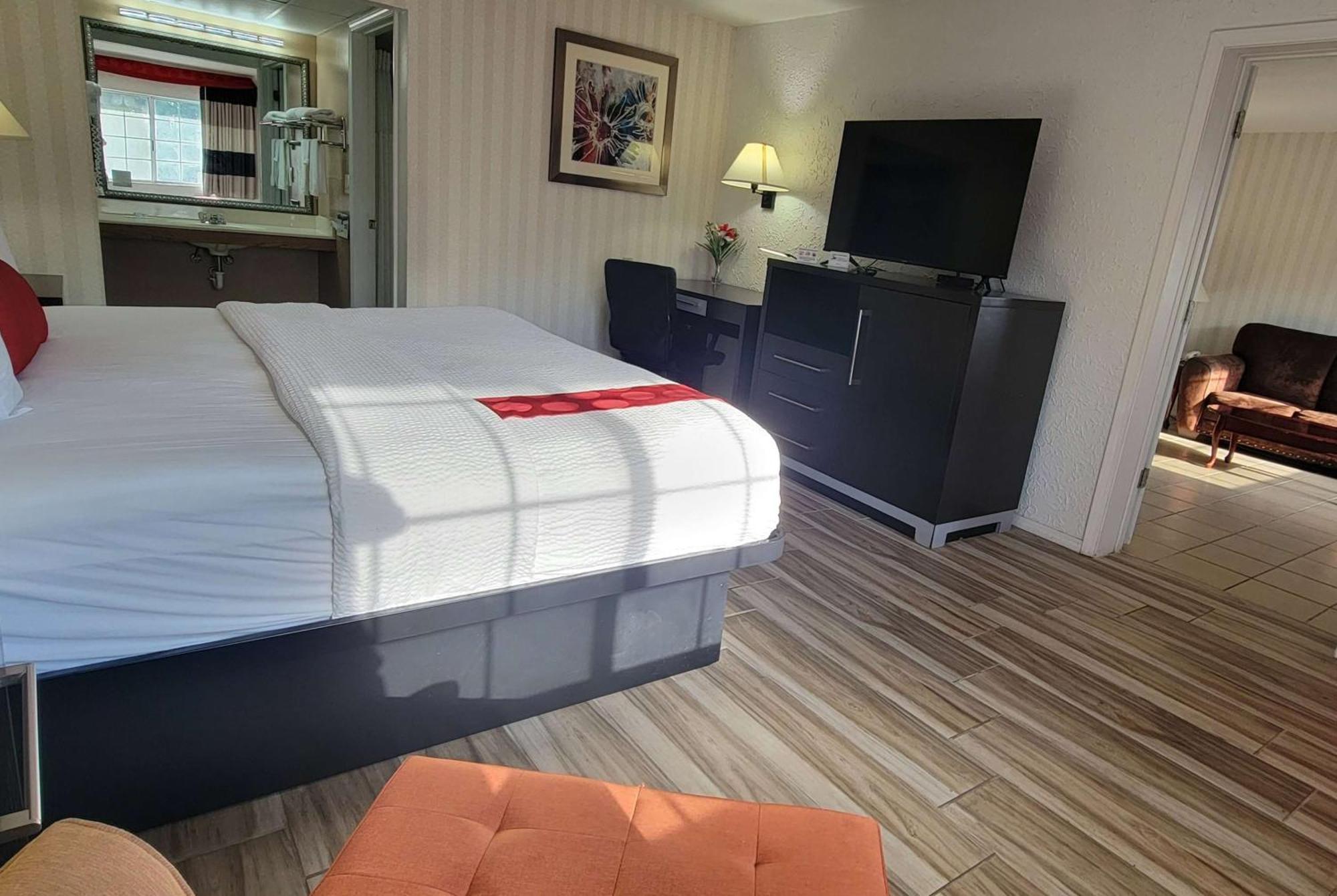 Ramada By Wyndham Mountain Home Exteriér fotografie